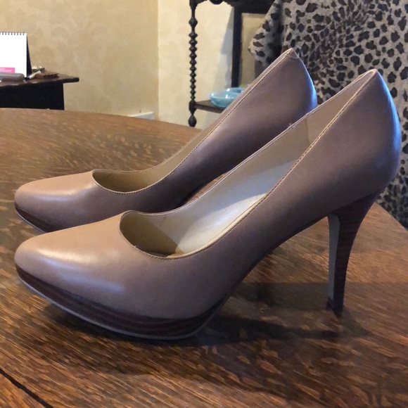 Nine West Shoes - Nine West Plateauo Heels